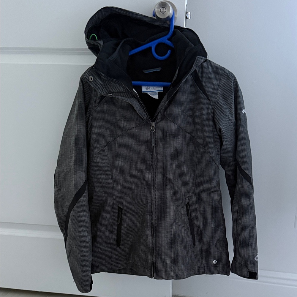 Columbia Black Ski & Snow Jacket